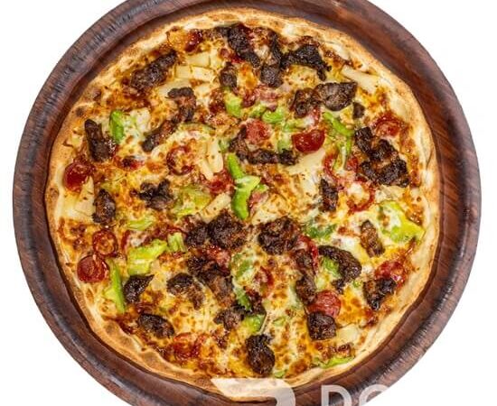 Honey steak pizza